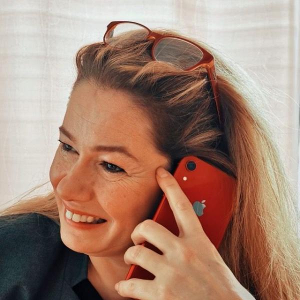 KMO's, start-ups, incubatoren: genoeg van inefficiënte prospectie? Ik help je om je verkoop te structureren, je teams te trainen en je omzet te boosten.